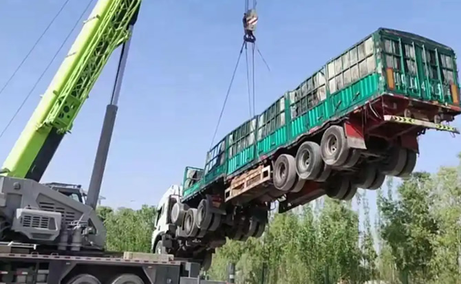 石阡道路脱困救援案例